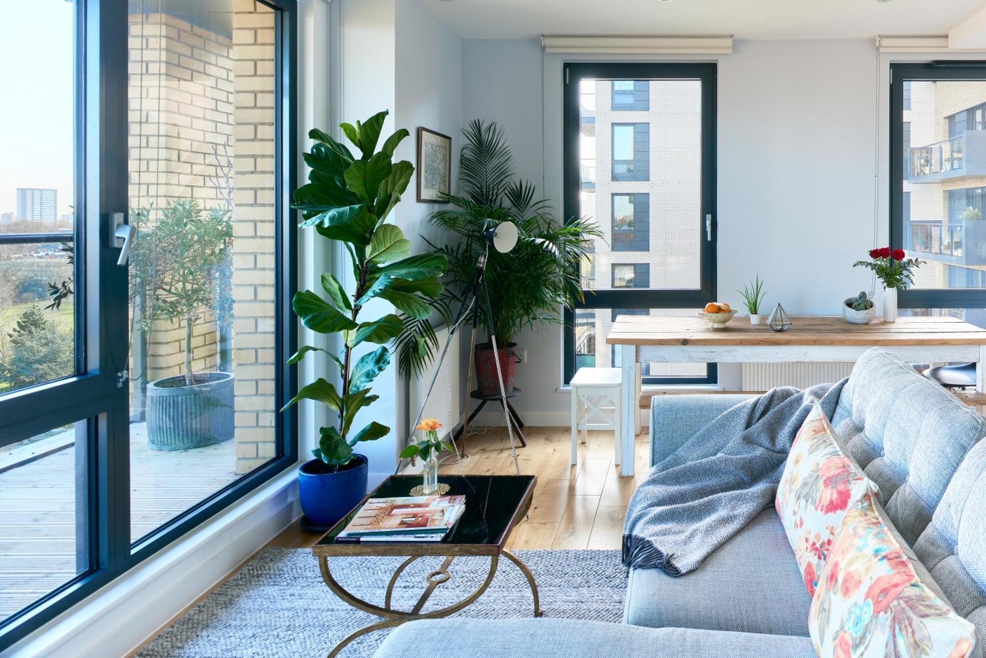 Appartamento Beautiful 1 Bedroom With Balcony Near Mile End Londra